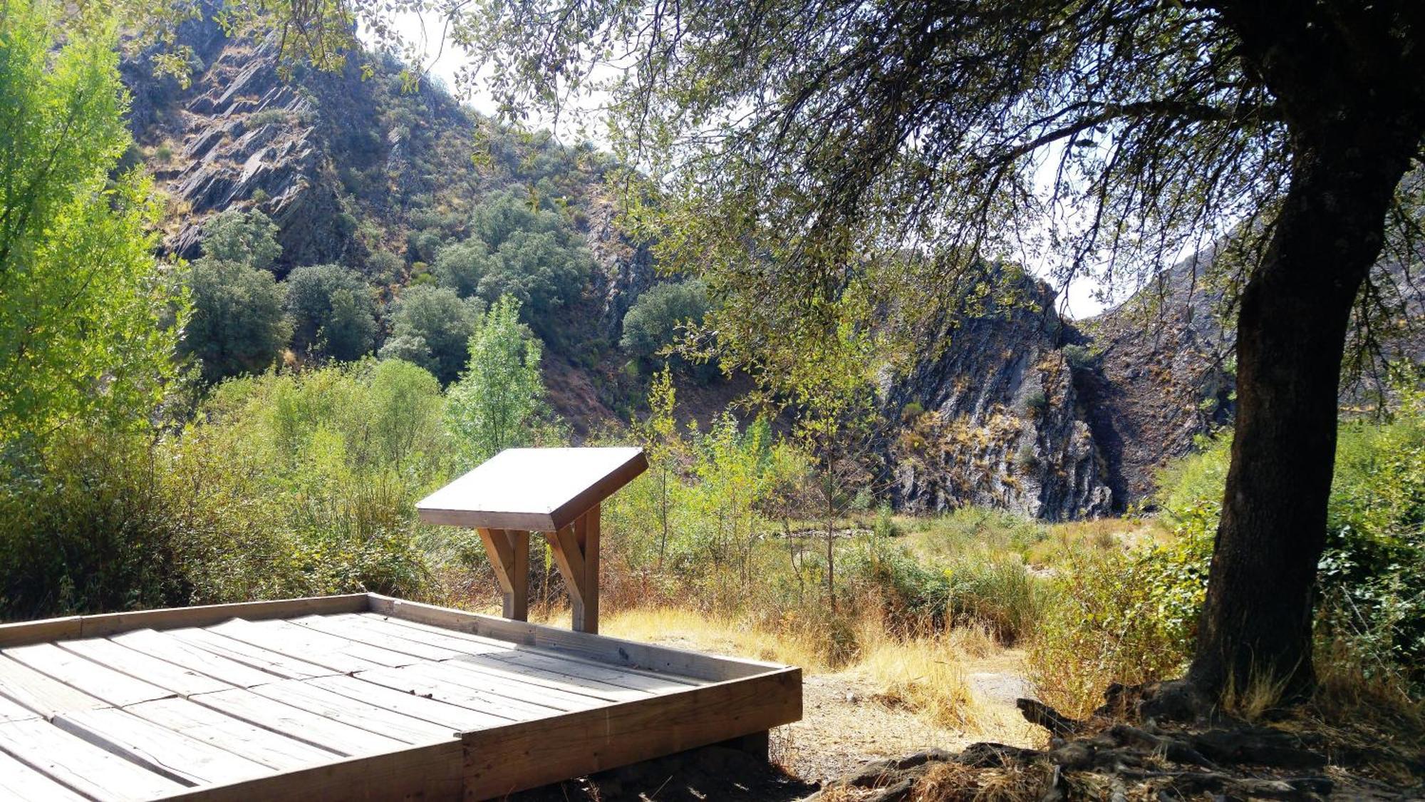 Casa Con Piscina En Parque Nacional De Cabaneros Navas de Estena Bagian luar foto