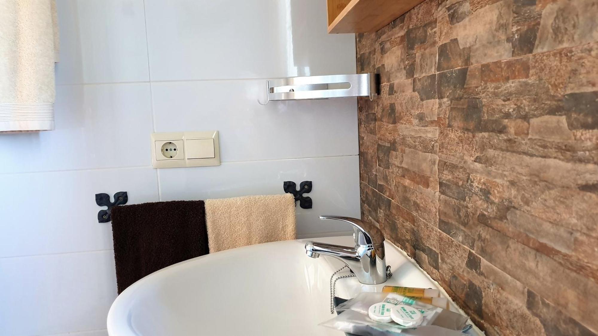 Casa Con Piscina En Parque Nacional De Cabaneros Navas de Estena Bagian luar foto